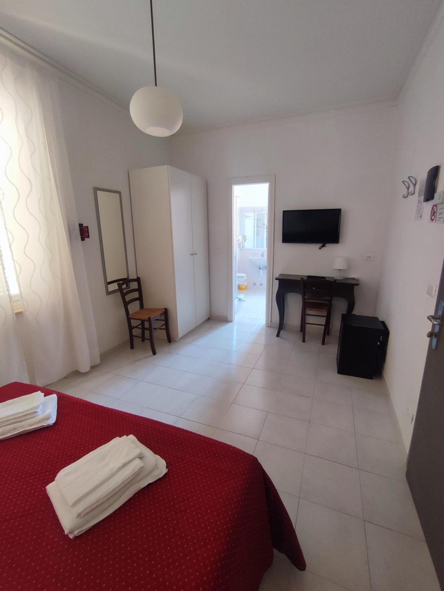 Hotel Tirreno *
